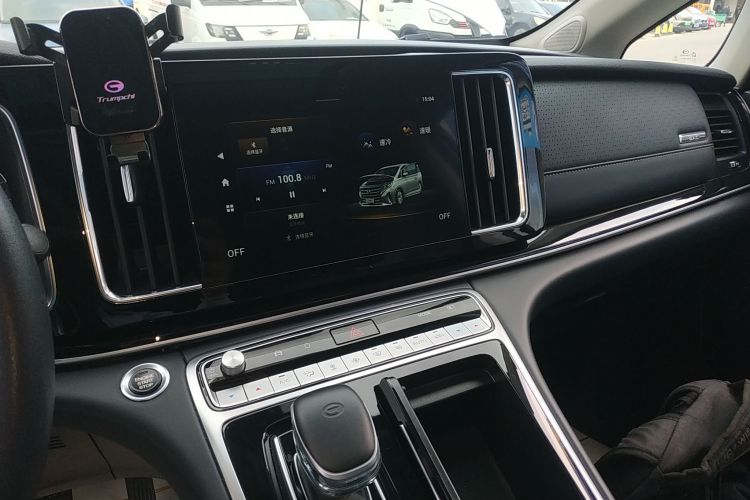 广汽传祺 传祺M8 2023款 领秀系列 390T 豪华版中控内饰16
