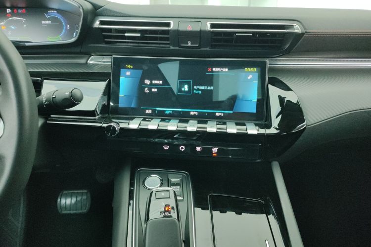 标致508L新能源 2021款 1.6T 插混科技版中控内饰16