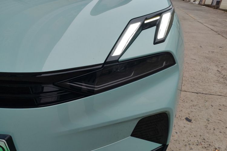 领克06 EM-P 2023款 EM-P 126长续航Halo局部细节36