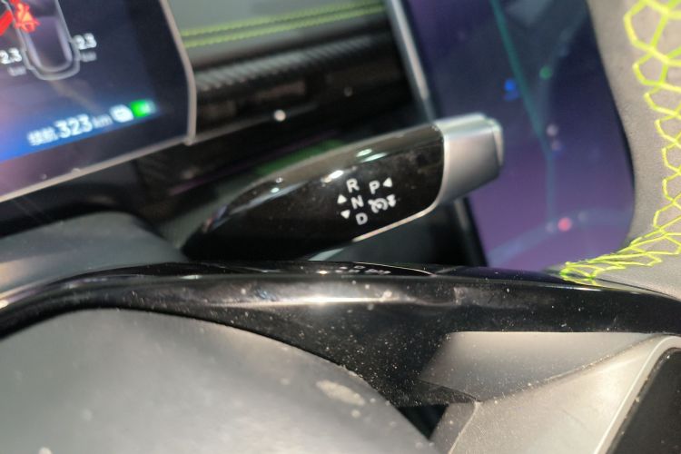 哪吒汽车 哪吒GT 2023款 560中控内饰18