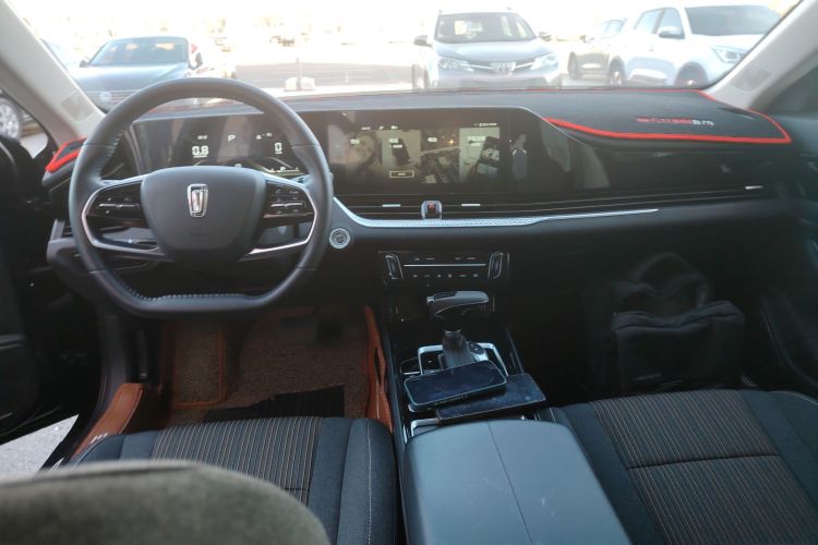 奔腾B70 2022款 第三代 1.5T 自动乐享型中控内饰7002