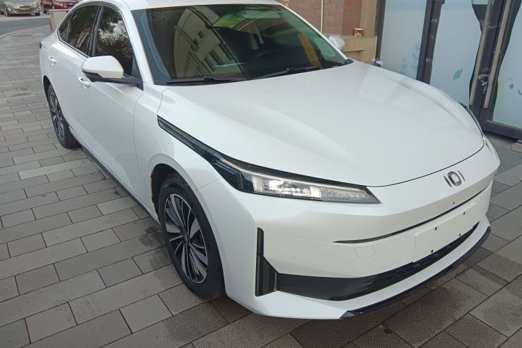 长安启源A05 2025款 真香版 145 超越型车身外观3