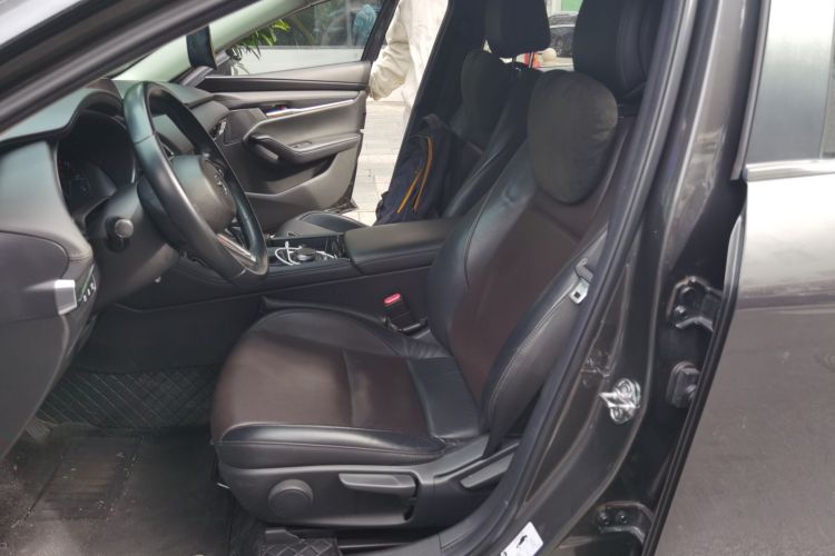 马自达3 昂克赛拉 2020款 2.0L 自动质雅版中控内饰19