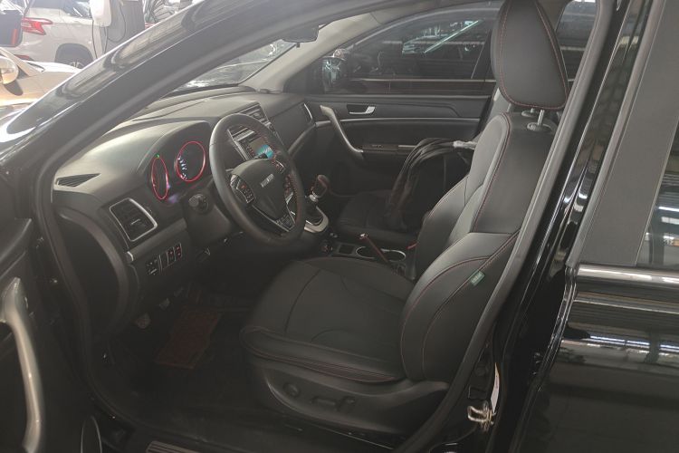 哈弗H6 2017款 蓝标 运动版 1.5T 手动两驱精英型中控内饰19