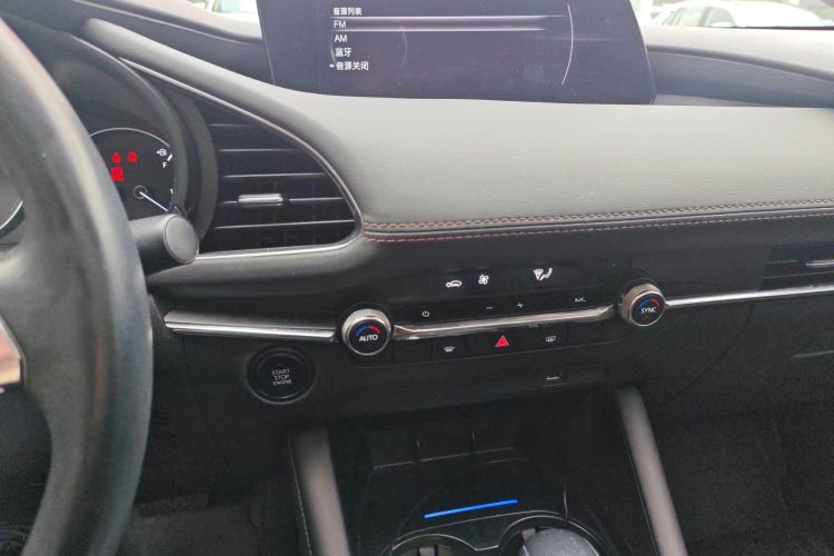 马自达3 昂克赛拉 2020款 2.0L 自动质炫版中控内饰16