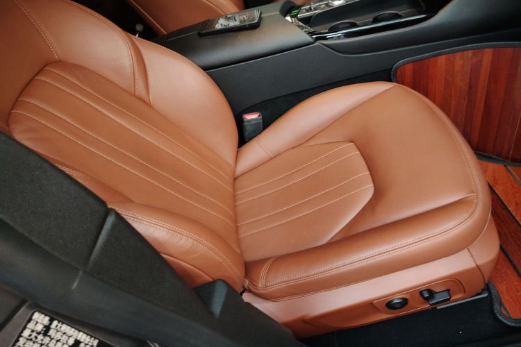 玛莎拉蒂 Levante 2018款 3.0T 标准版局部细节41