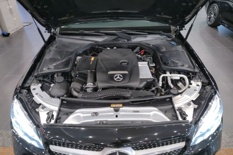 奔驰C级 2019款 C 180 L 时尚型运动版局部细节24