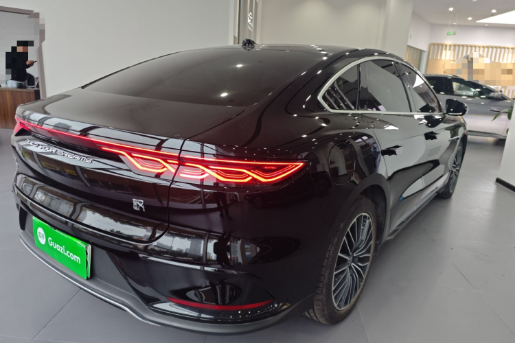 比亚迪 汉 2025款 DM-i 125KM激光雷达智驾型车身外观6005