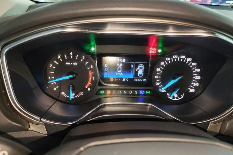 福特 蒙迪欧 2013款 2.0L GTDi200时尚型局部细节14