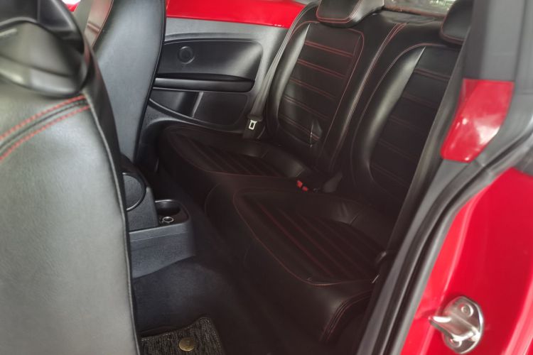 大众 甲壳虫 2017款 180TSI 尚乐版中控内饰7002