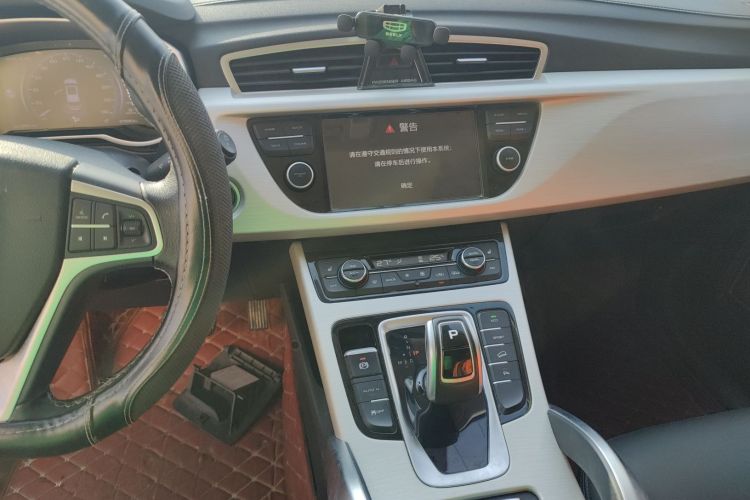 吉利汽车 博越 2020款 1.8TD DCT两驱智联型4G互联版中控内饰16