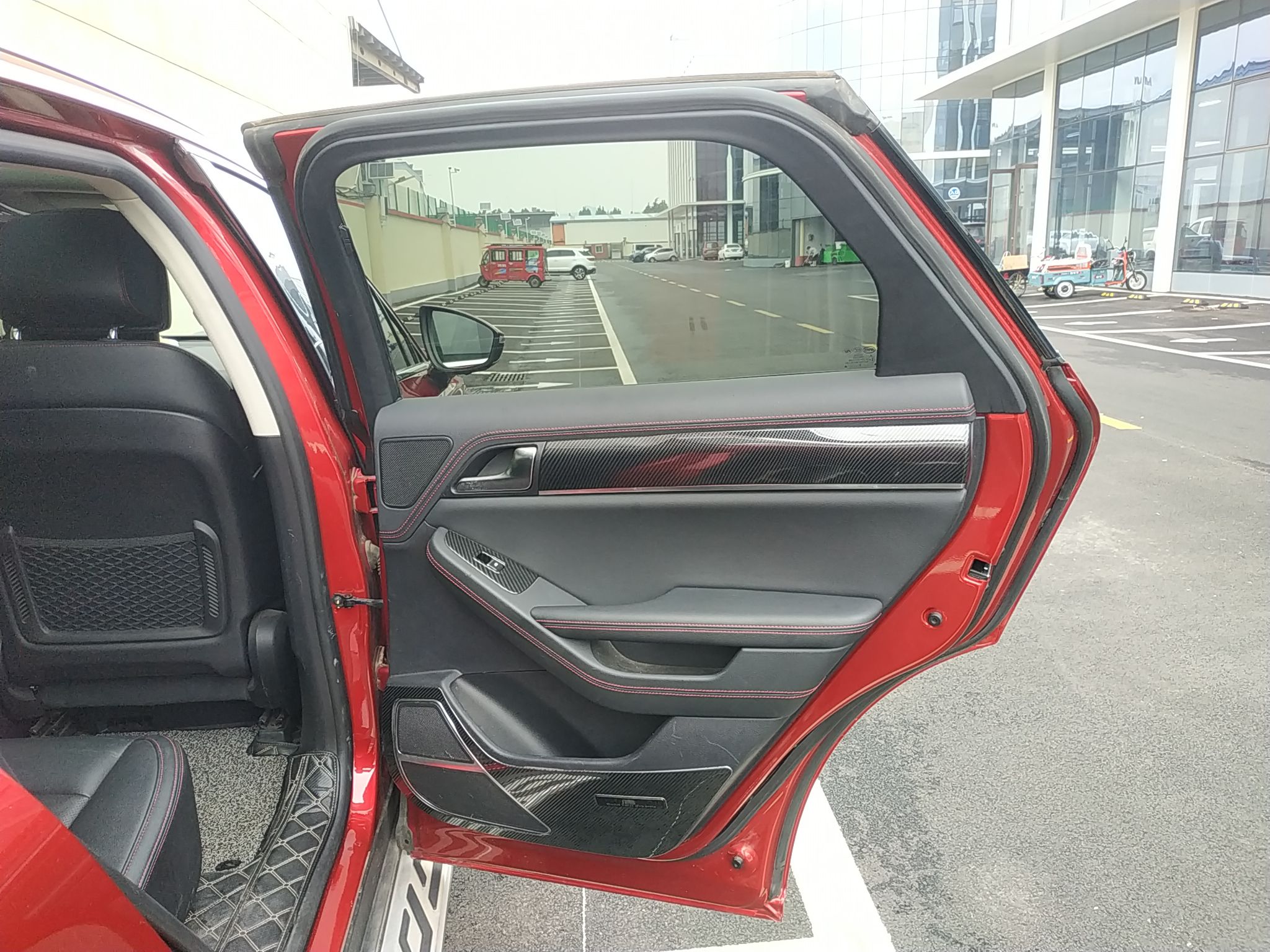 比亚迪 唐新能源 2018款 DM 2.0T 全时四驱智联创领型 7座 国V