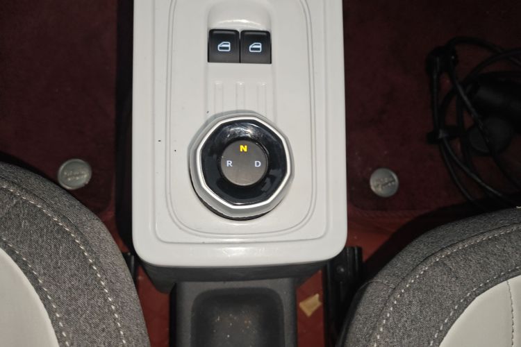 吉利银河 2025款 210km 熊猫卡丁局部细节18