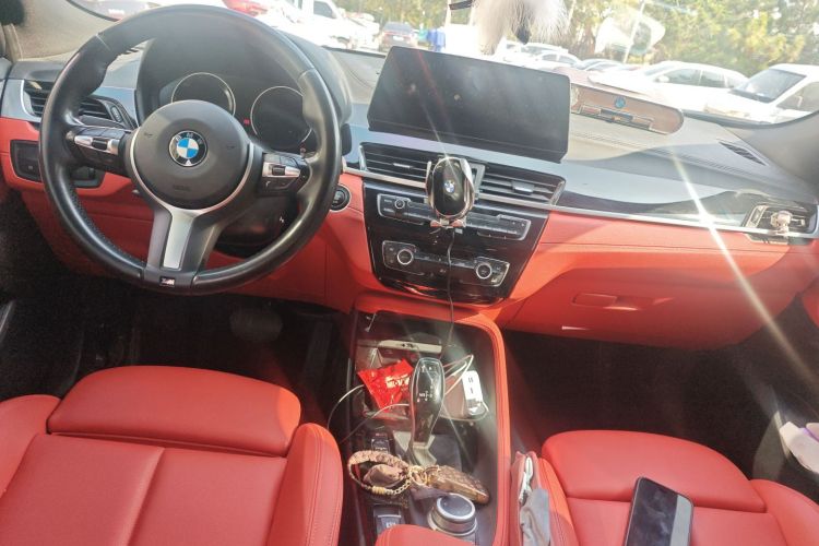 宝马X2 2021款 sDrive25i 领先型M越野套装中控内饰12