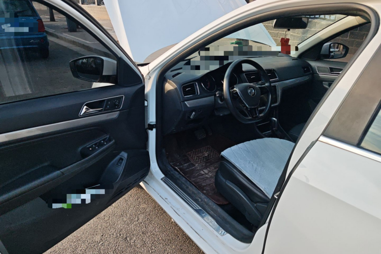 大众 朗逸 2015款 1.6L 自动舒适版中控内饰20