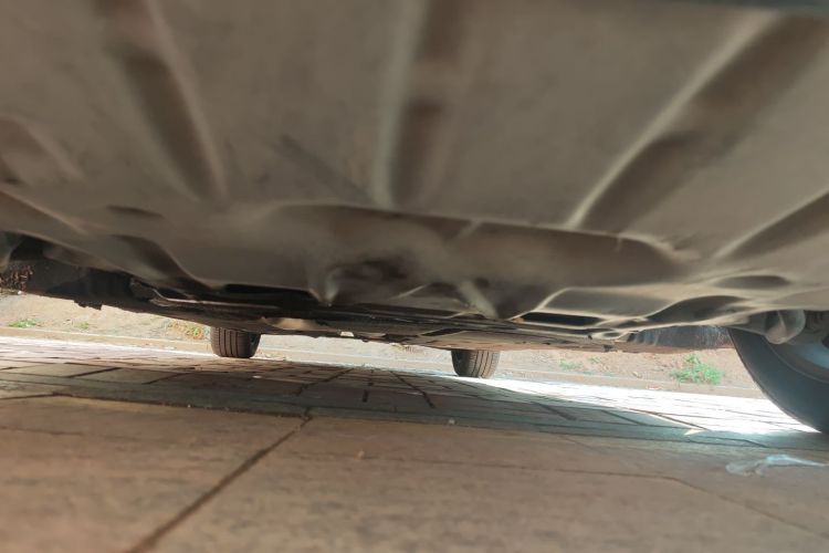 宝马5系 2014款 525Li 领先型局部细节9008