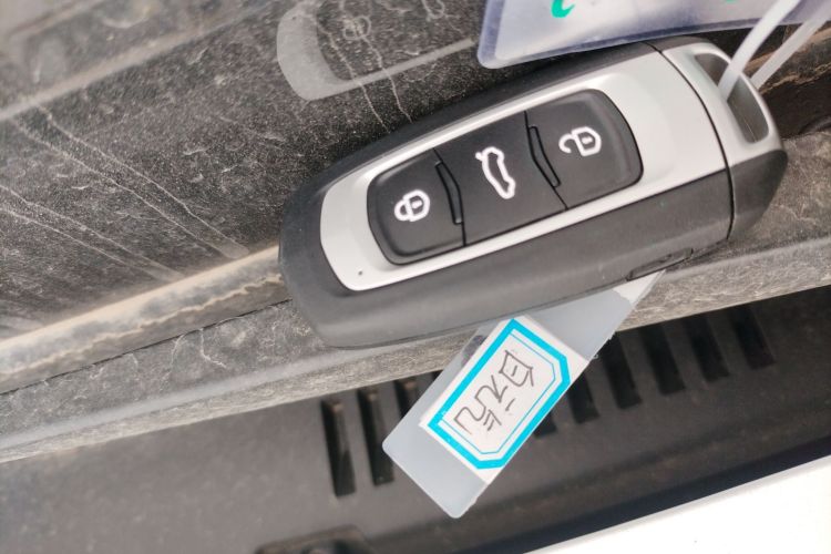 吉利银河 熊猫 2025款 210km 元气熊中控内饰11