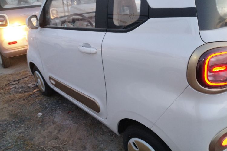 奔腾小马 2026款 222km 萌趣马 Plus车身外观4