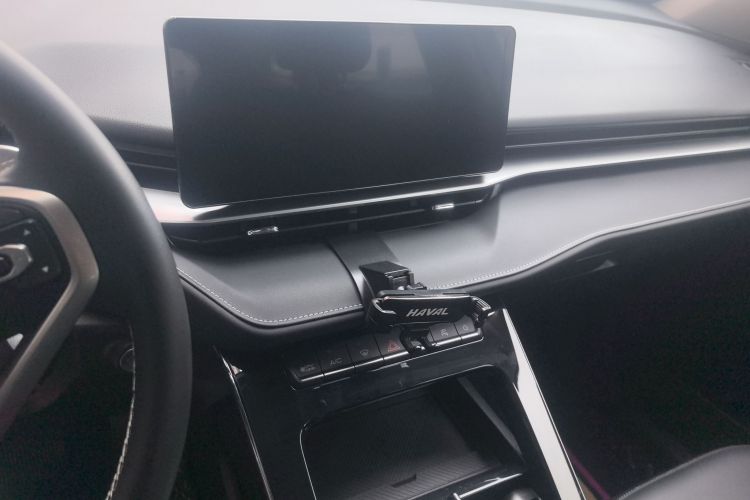 哈弗H6 2021款 第三代 1.5T 自动两驱Supreme中控内饰16
