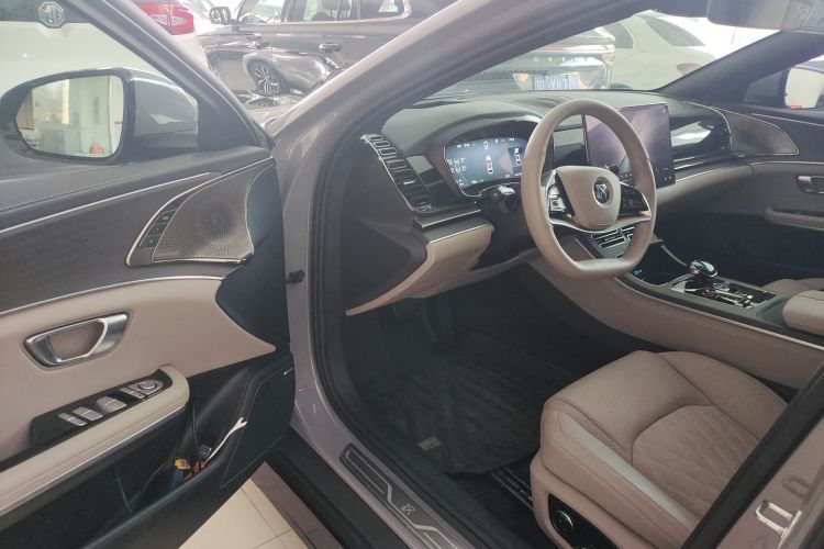 比亚迪 汉 2025款 DM-i 125KM激光雷达智驾型中控内饰20