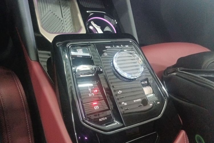 宝马5系 2024款 530Li 尊享型 豪华套装中控内饰18