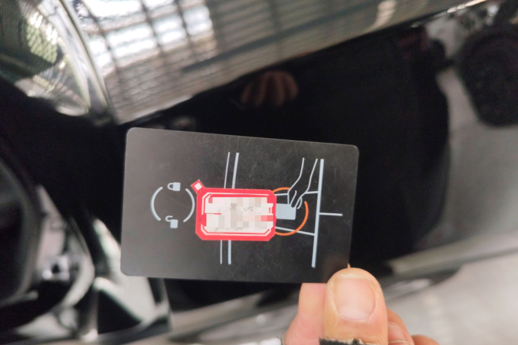 特斯拉 Model Y 2022款 改款 后轮驱动版中控内饰7001