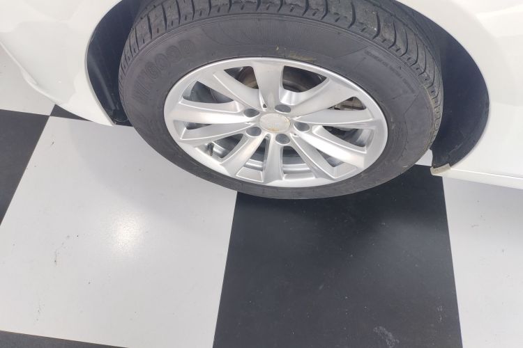 宝马5系 2017款 520Li 典雅型车身外观6007