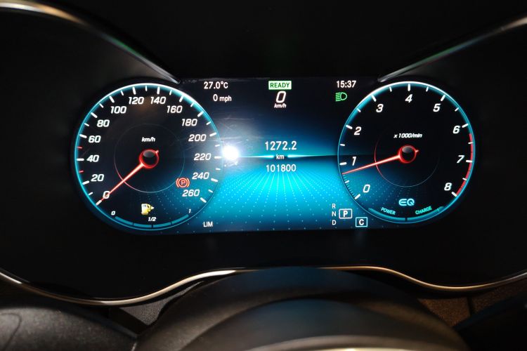 奔驰C级 2019款 改款 C 260 L 运动版中控内饰14