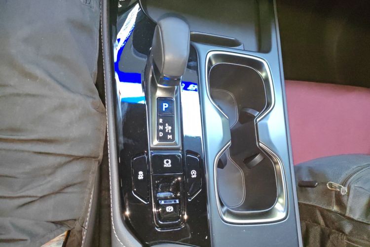 雷克萨斯NX 2022款 260 前驱 创驰版中控内饰18