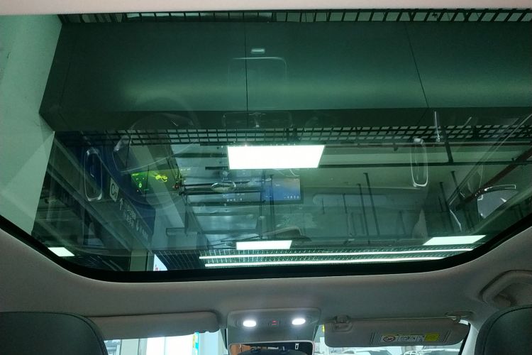 零跑汽车 零跑B01 2025款 650激光雷达版中控内饰22