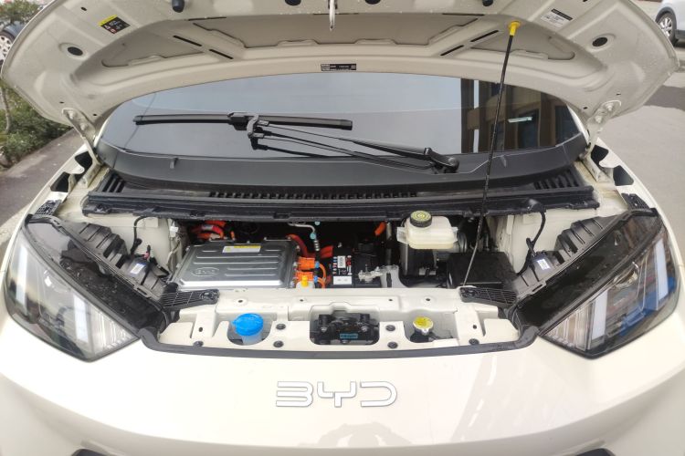 比亚迪 海鸥 2025款 305km 活力版机舱底盘24