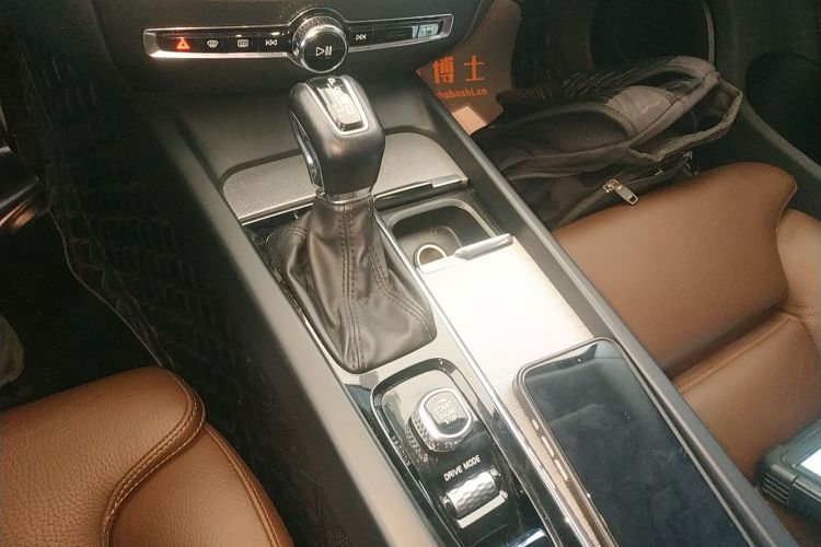 沃尔沃V60 2020款 T5 智远豪华版局部细节18