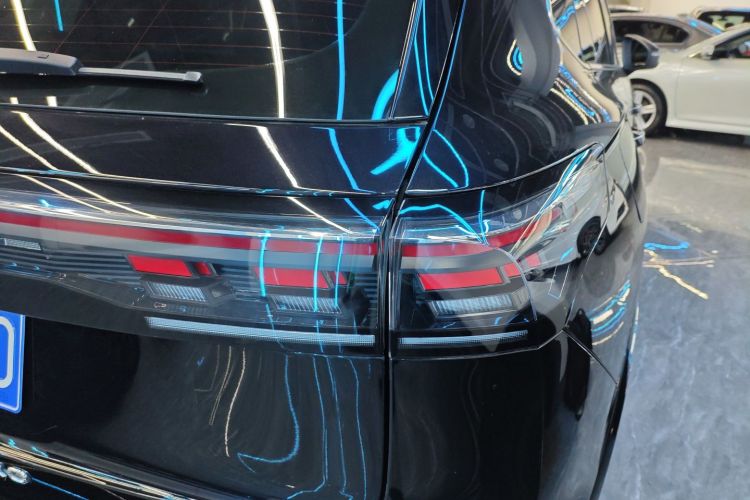 大众 途观L 2025款 PRO 380TSI 两驱 R-Line 智领版车身外观9