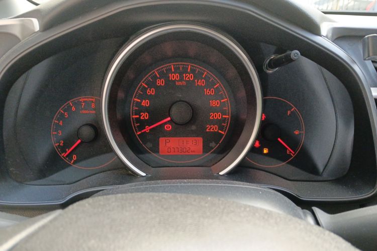 本田 飞度 2018款 1.5L CVT潮跑版中控内饰14