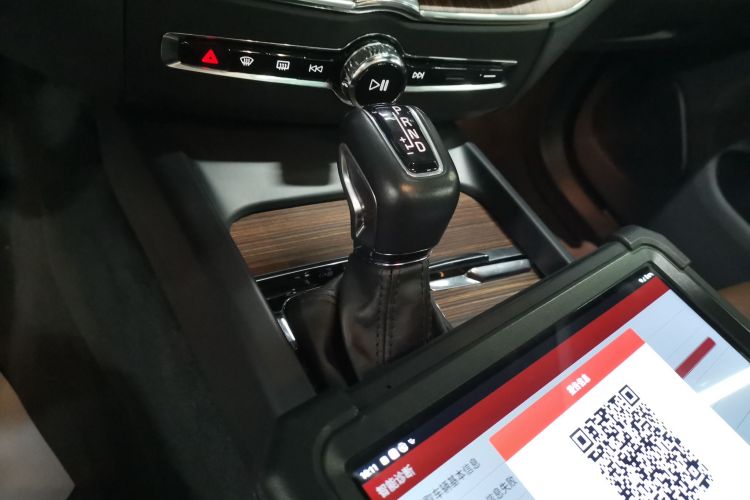 沃尔沃XC60 2021款 T5 四驱智远豪华版中控内饰18