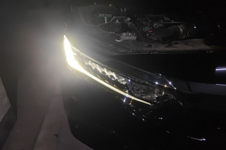 本田 雅阁 2018款 260TURBO 精英版 国VI车身外观8