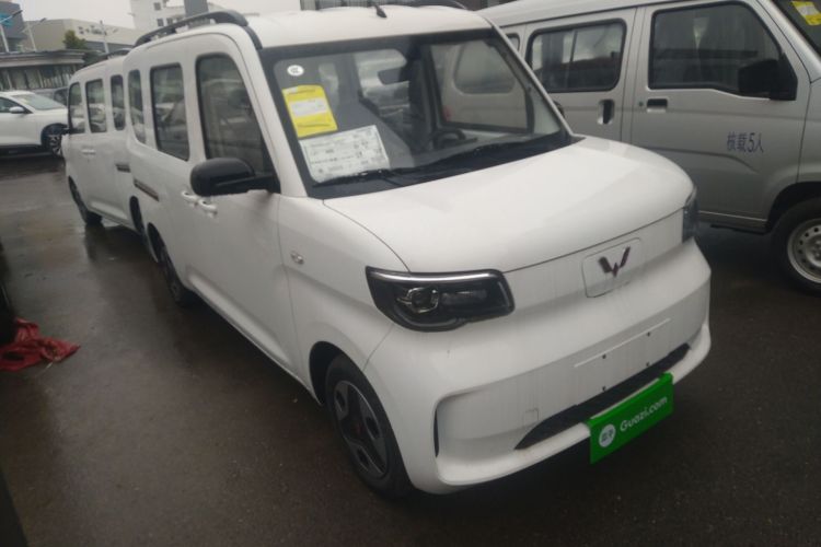 五菱汽车 五菱之光新能源 2025款 305km 进取型车身外观3