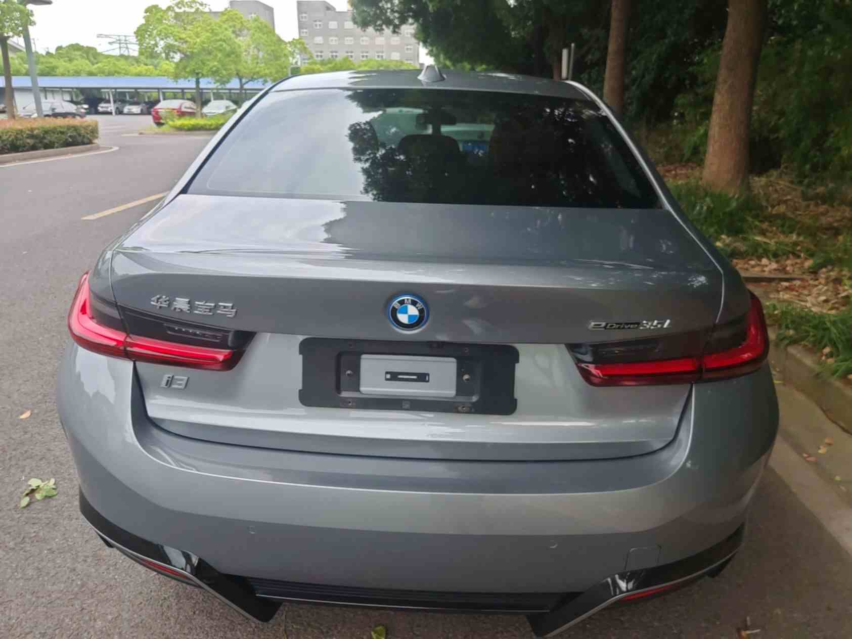 宝马i3 2024款 eDrive 35 L(4)