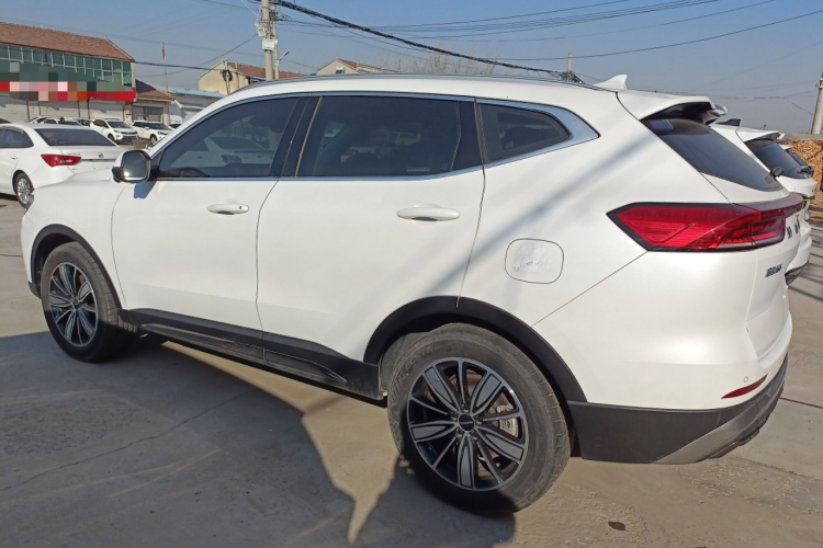 哈弗H6 2023款 国潮版 1.5T 自动冠军版车身外观4