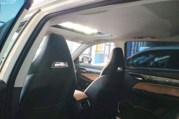 吉利汽车 豪越PRO 2024款 1.5T DCT 纵横+中控内饰22