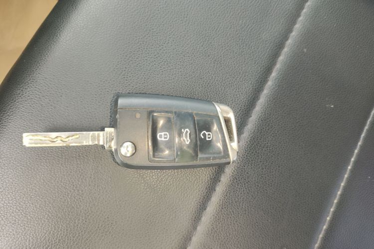 大众 朗逸 2019款 1.5L 自动视野版 国VI中控内饰11