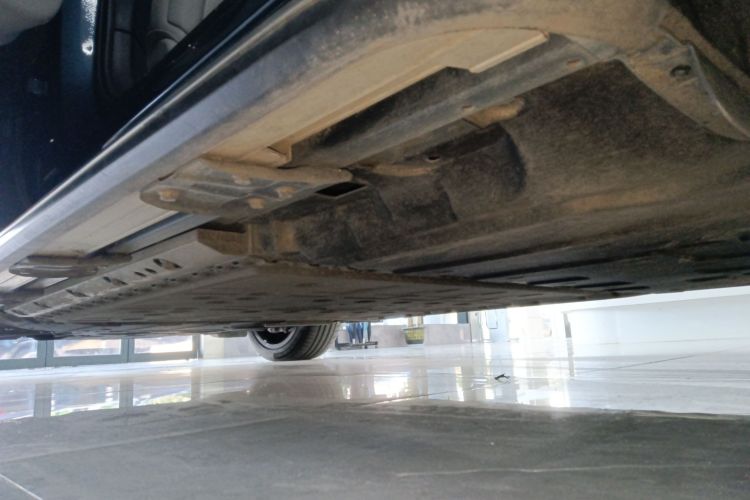 鸿蒙智行 问界M9 2024款 增程 Ultra版 42kWh 6座版局部细节9002