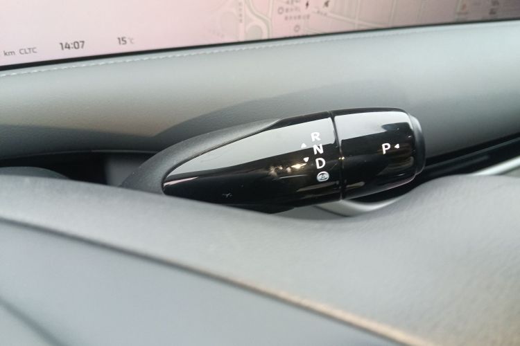 智己汽车 智己LS6 2023款 Max 长续航版中控内饰18