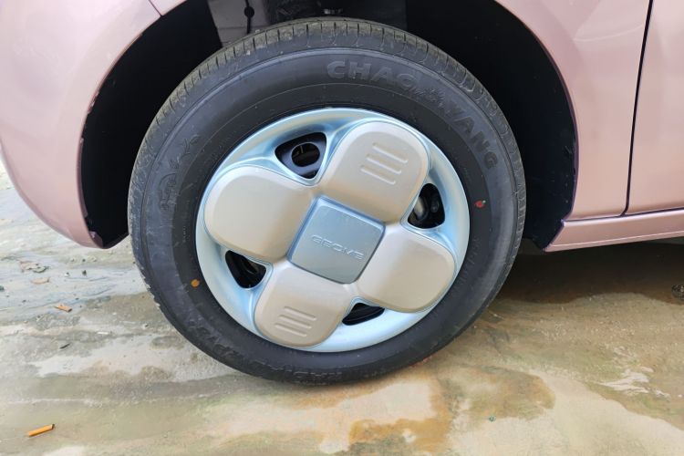 吉利银河 2024款 熊猫mini 200km 耐力熊车身外观6007