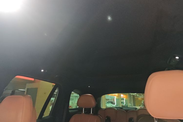 蔚来ES8 2022款 100kWh 签名版 六座中控内饰22