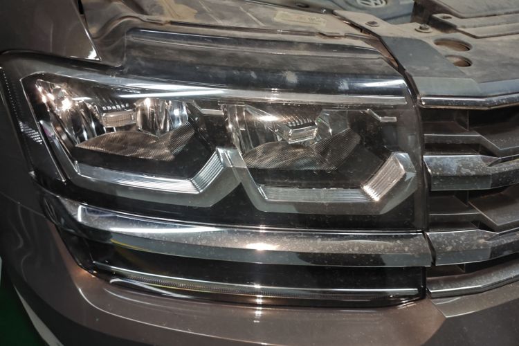 大众 途昂 2017款 380TSI 四驱豪华版车身外观8