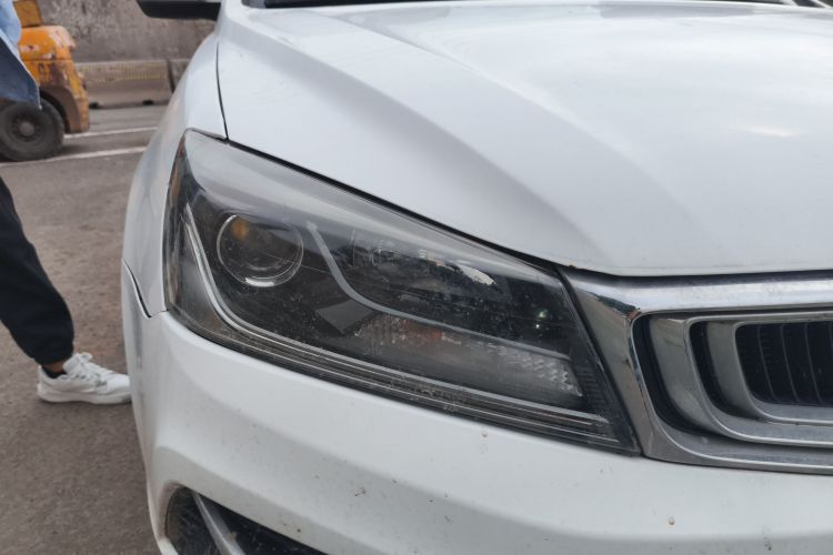 吉利汽车 帝豪 2019款 领军版 1.5L CVT豪华型 国VI车身外观6006