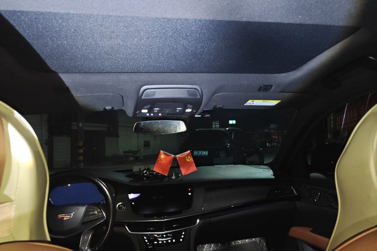 凯迪拉克CT6 2021款 28T 豪华型中控内饰22