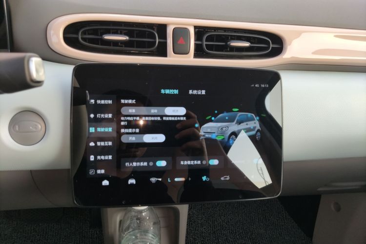 零跑汽车 零跑T03 2025款 310舒享版中控内饰16