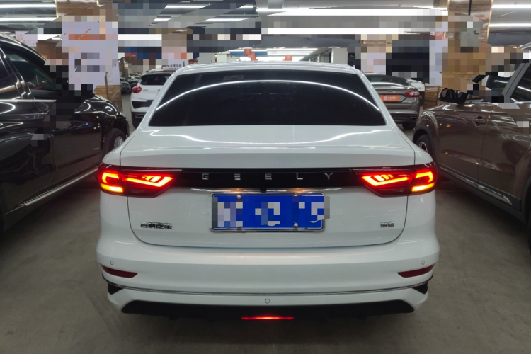 吉利汽车 帝豪 2025款 第4代 1.5L CVT星耀版车身外观6